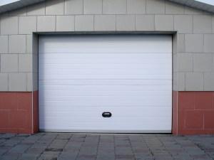 Как обделать гаражные ворота