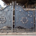 Ворота из металла с узороми